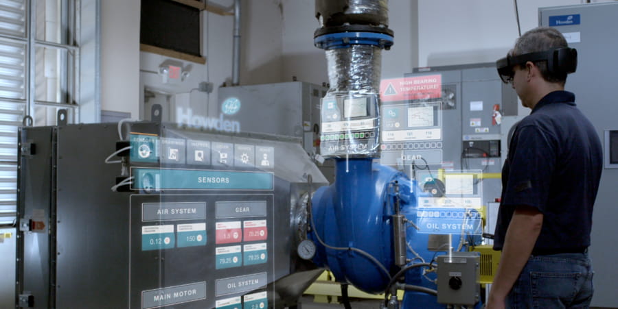 Howden 工作人員使用 Vuforia 搭配 Microsoft HoloLens 2 擴增實境