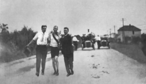 Tom Hicks winning 1904 marathon